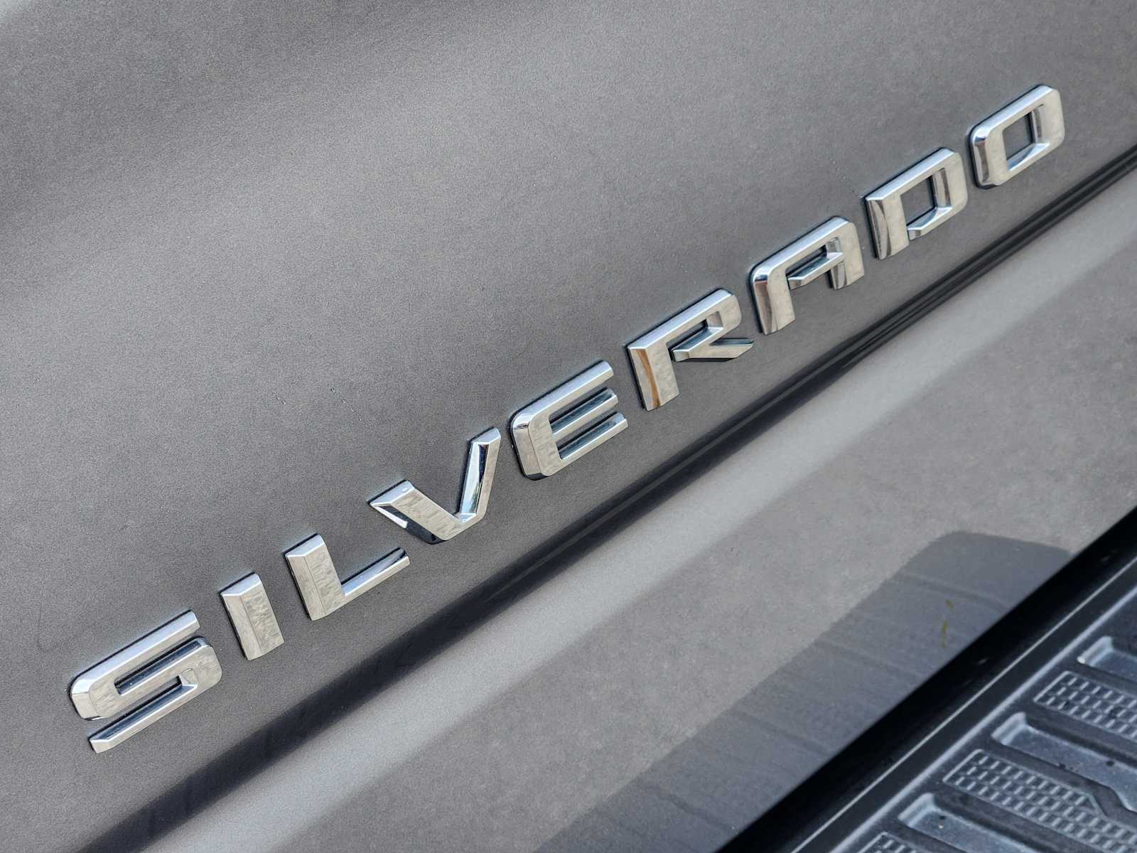 Thumbnail: 2022 Chevrolet Silverado 1500 - 12