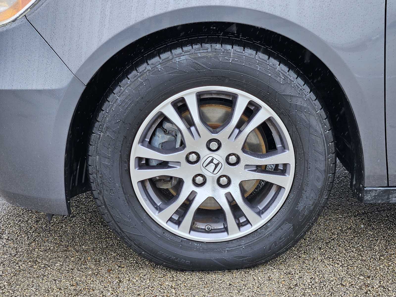 Thumbnail: 2012 Honda Odyssey - 9