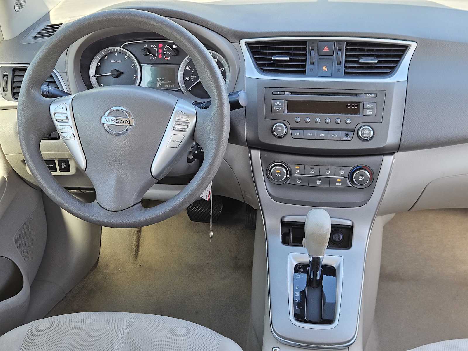 Thumbnail: 2013 Nissan Sentra - 23