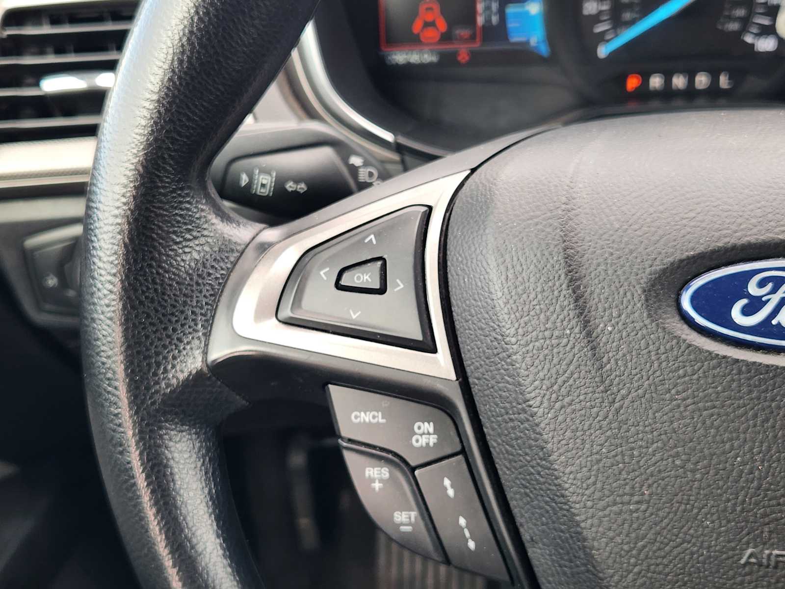 Thumbnail: 2020 Ford Fusion - 27