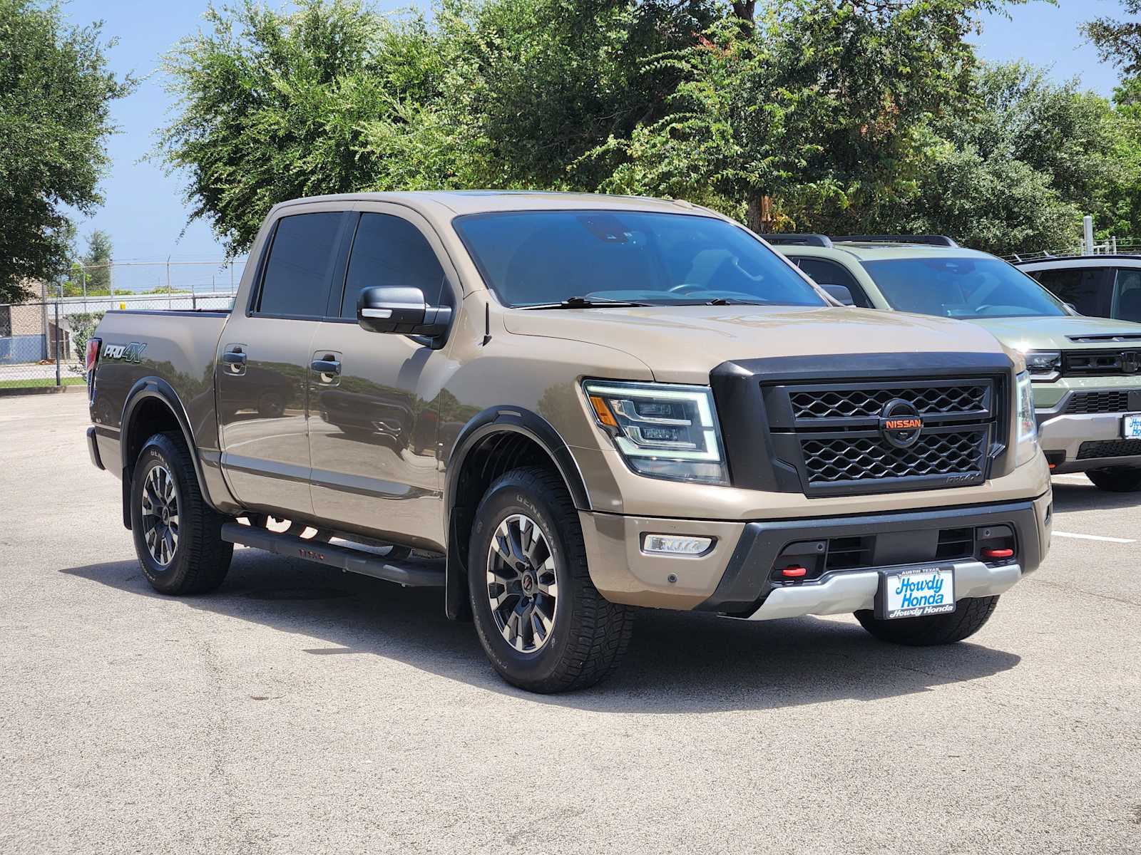 Thumbnail: 2021 Nissan Titan - 2