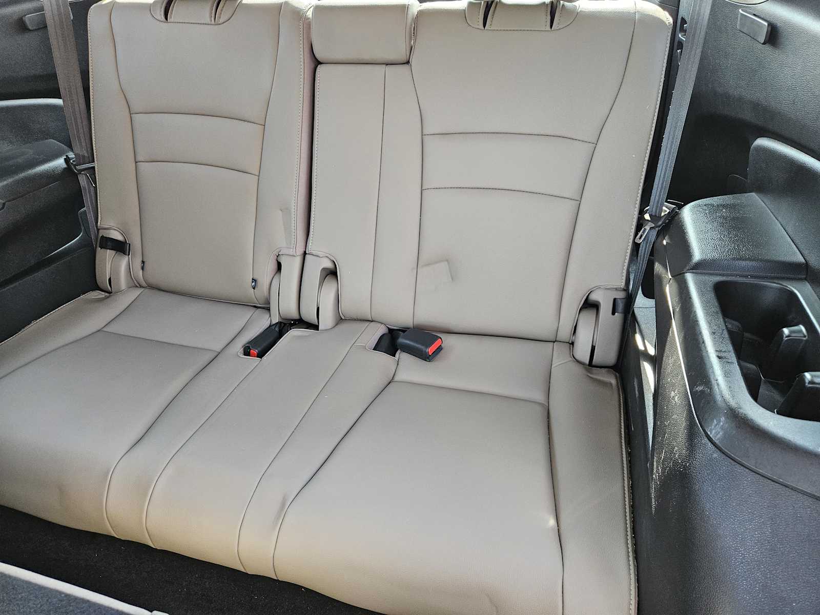 Thumbnail: 2016 Honda Pilot - 31