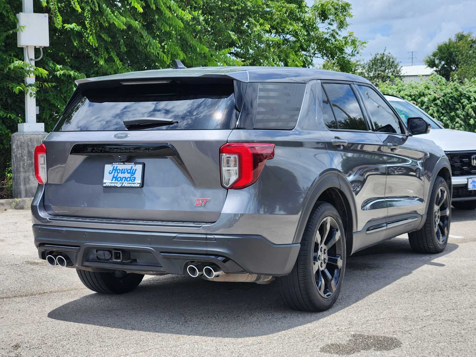 Thumbnail: 2022 Ford Explorer - 5