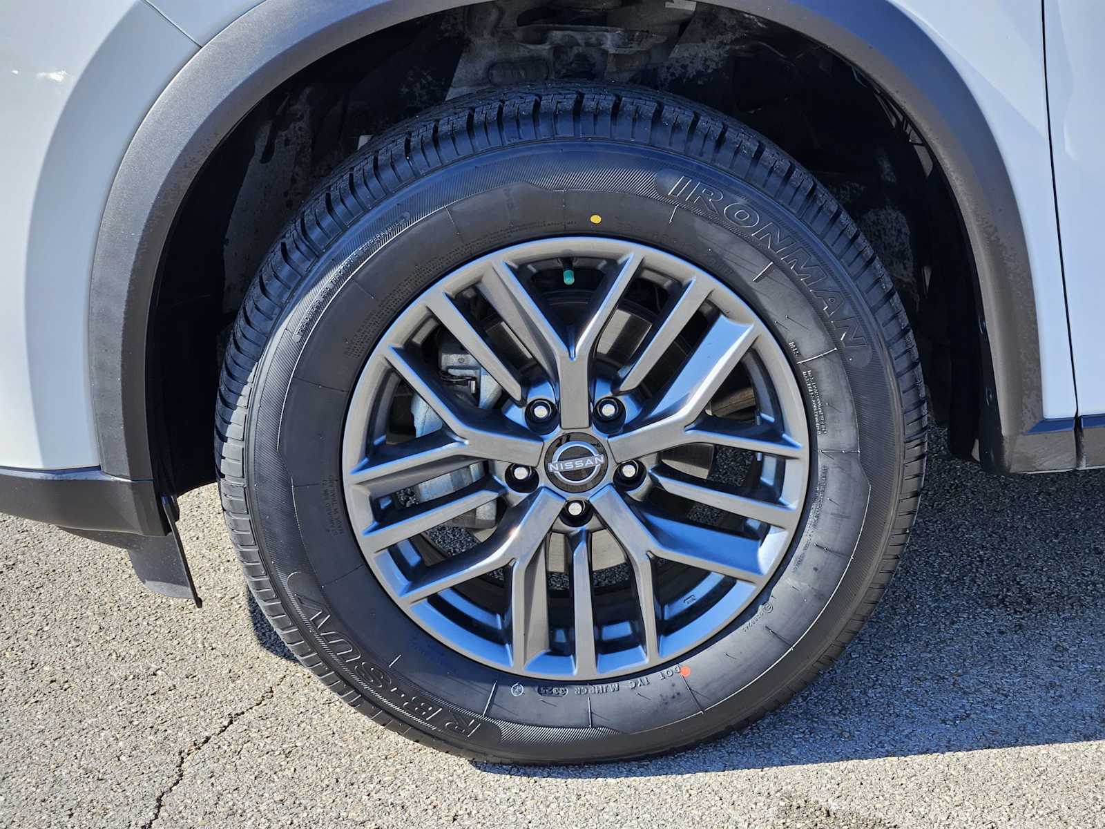 Thumbnail: 2023 Nissan Rogue - 9