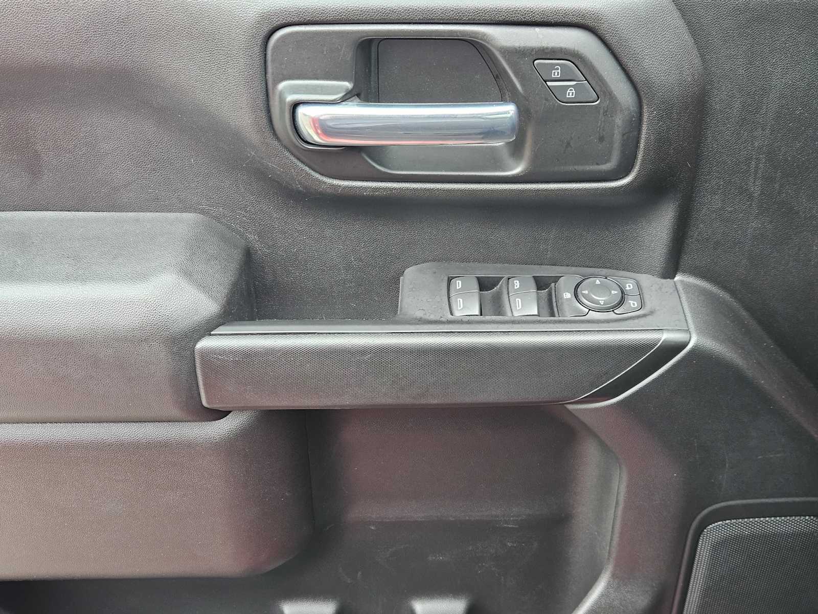 Thumbnail: 2023 Chevrolet Silverado 1500 - 22