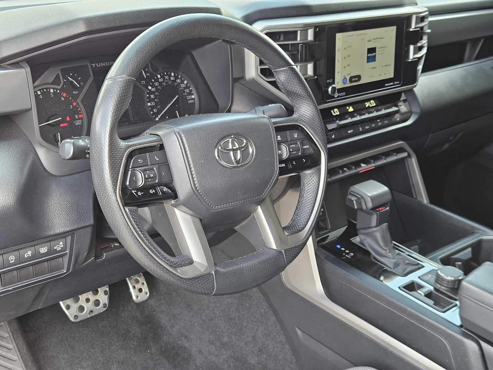 2022 Toyota Tundra SR5 photo 2