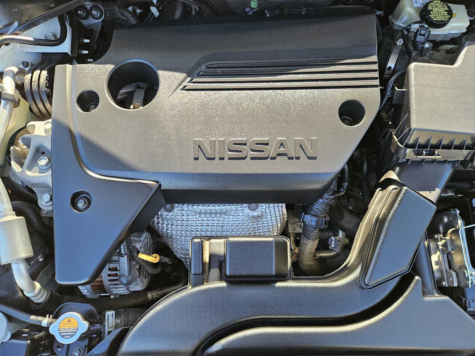 Thumbnail: 2016 Nissan Altima - 31