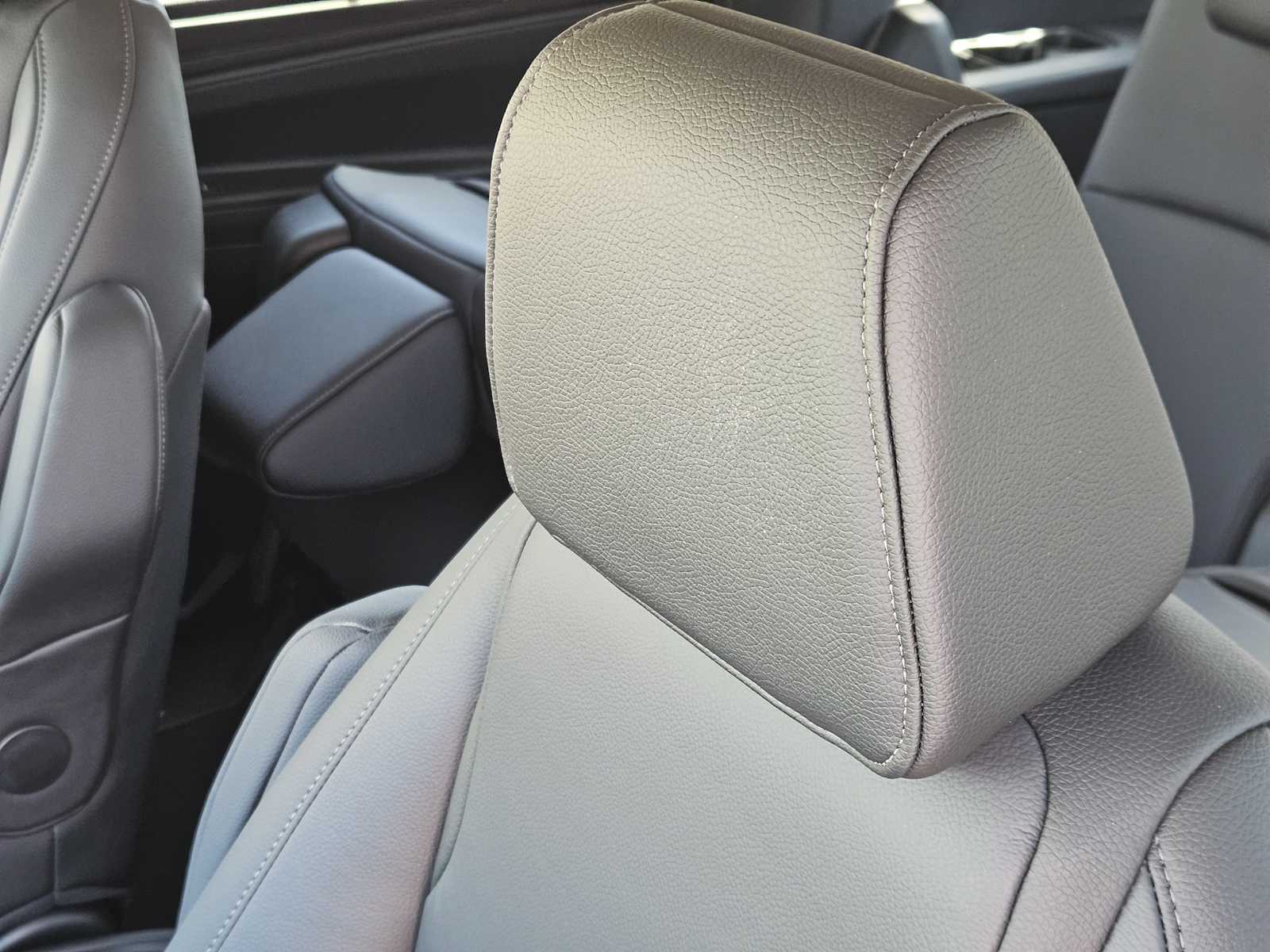 Thumbnail: 2026 Honda Odyssey - 12