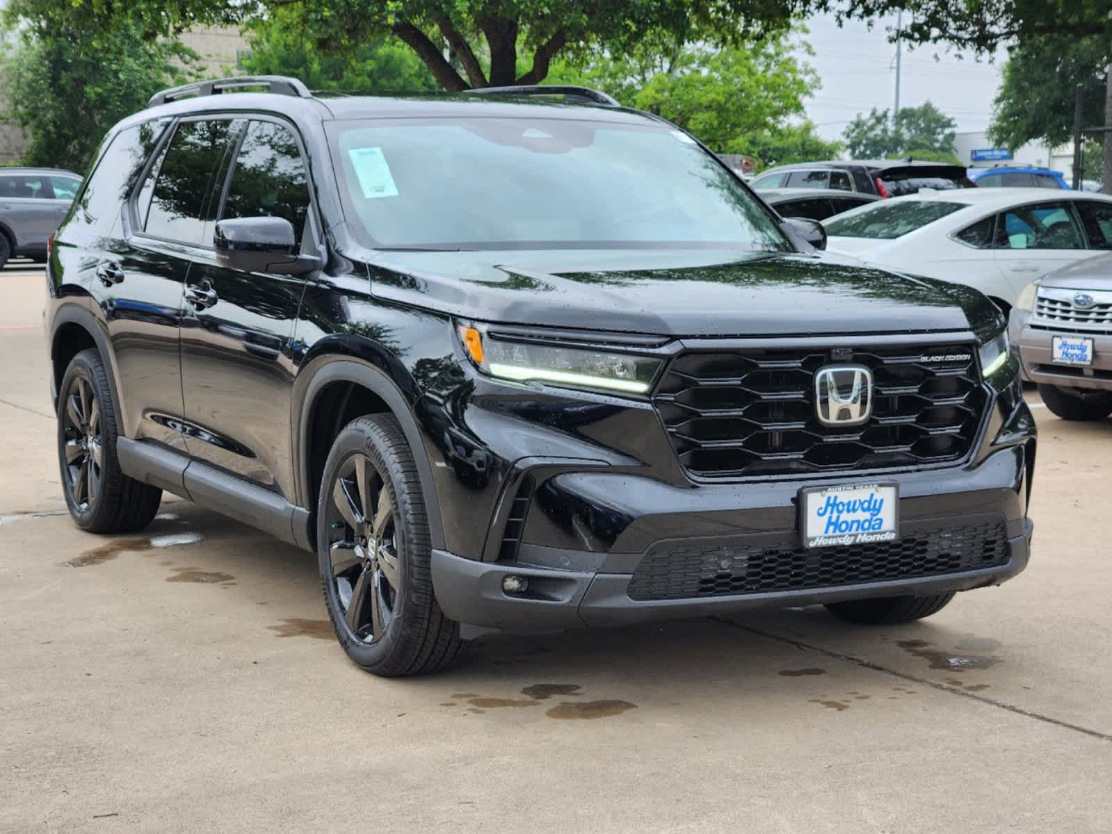 2025 Honda Pilot Black Edition photo 3