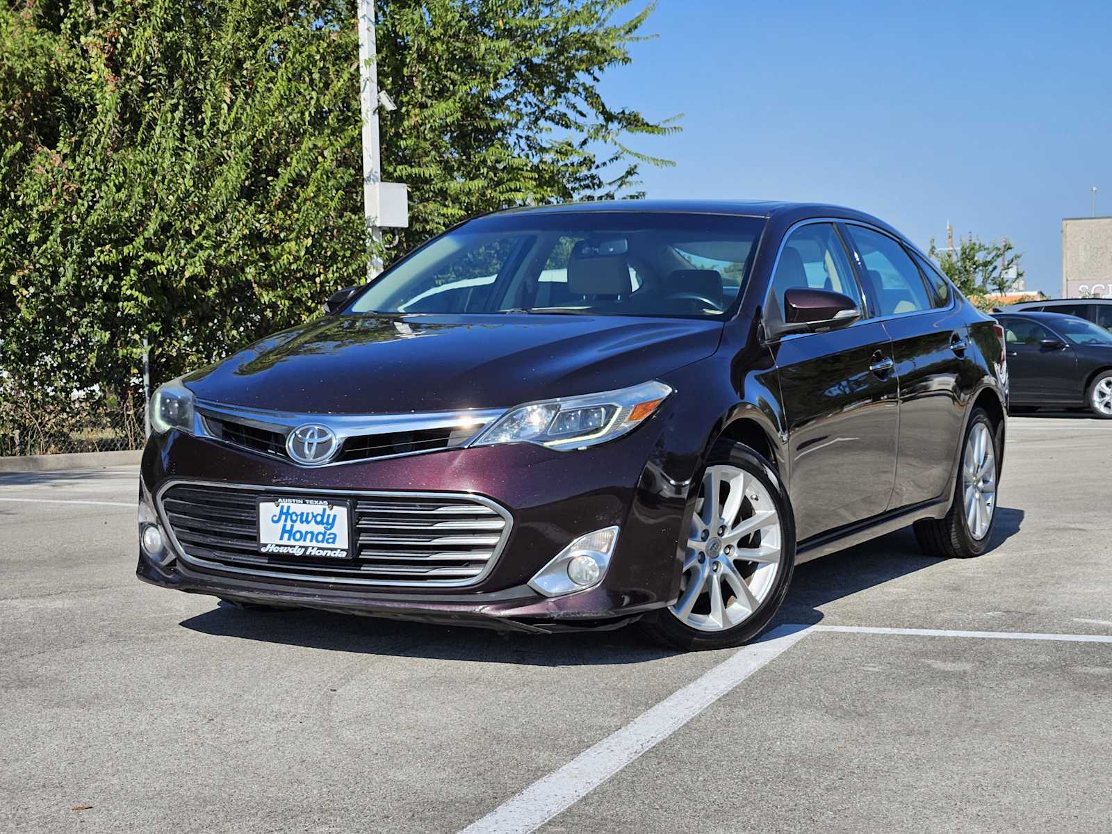 Thumbnail: 2014 Toyota Avalon - 1