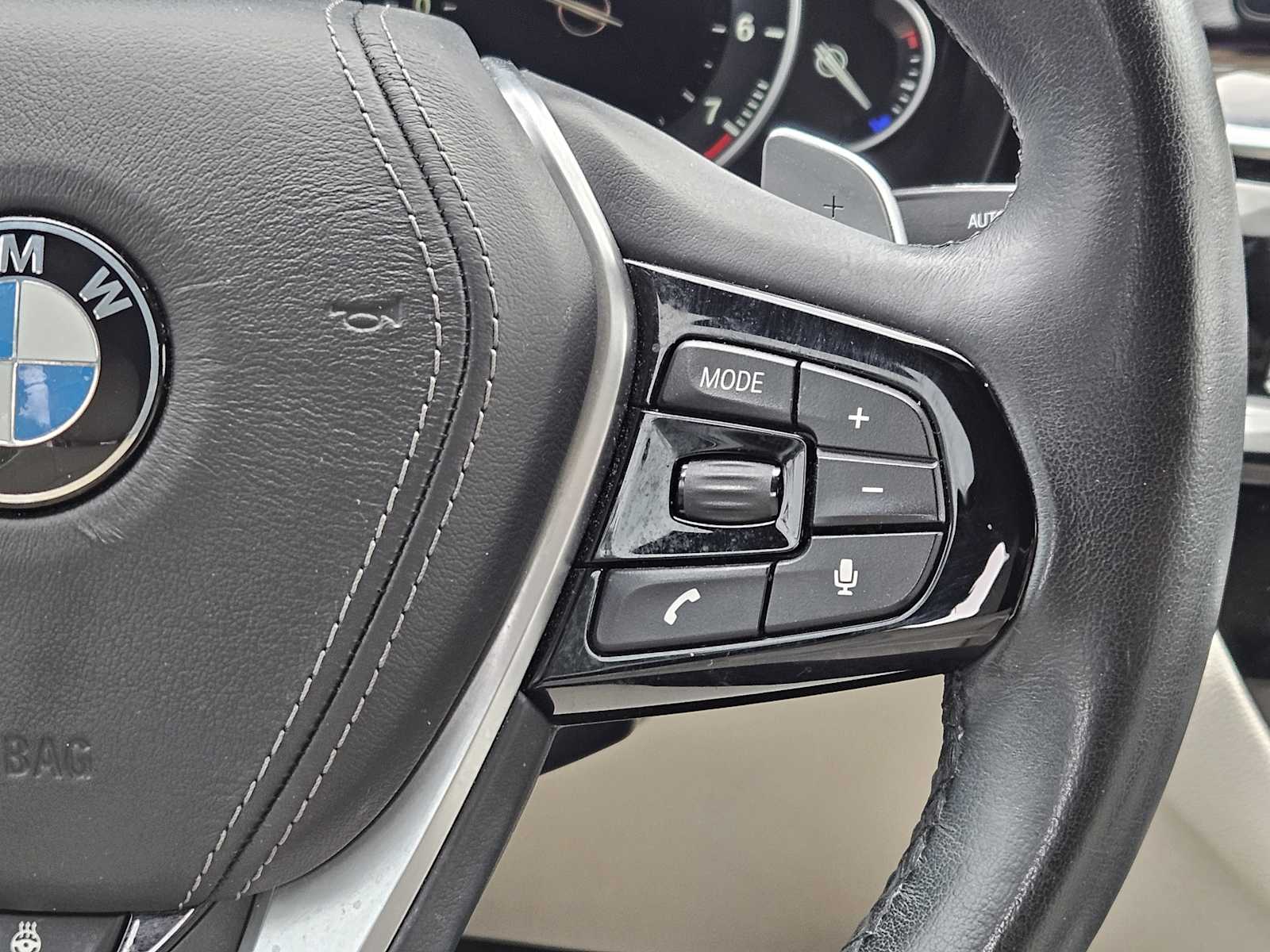 2018 BMW 5 Series 540i 28