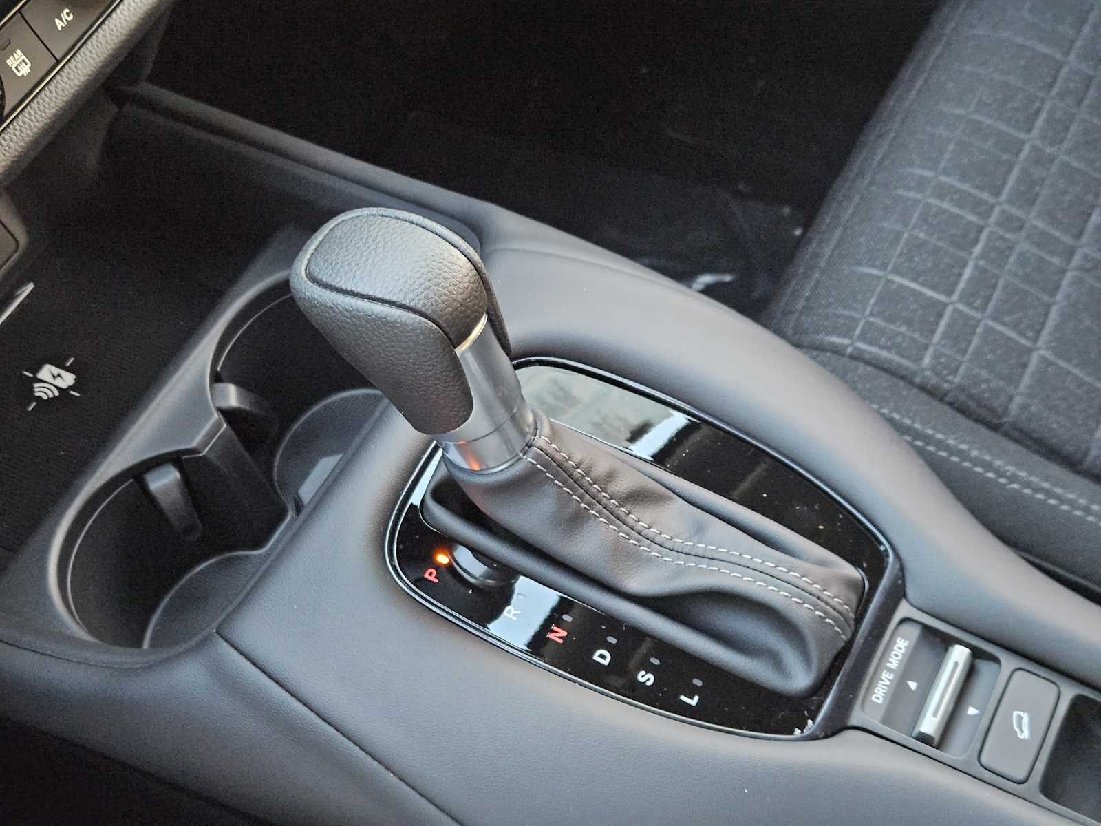 Thumbnail: 2026 Honda HR-V - 18