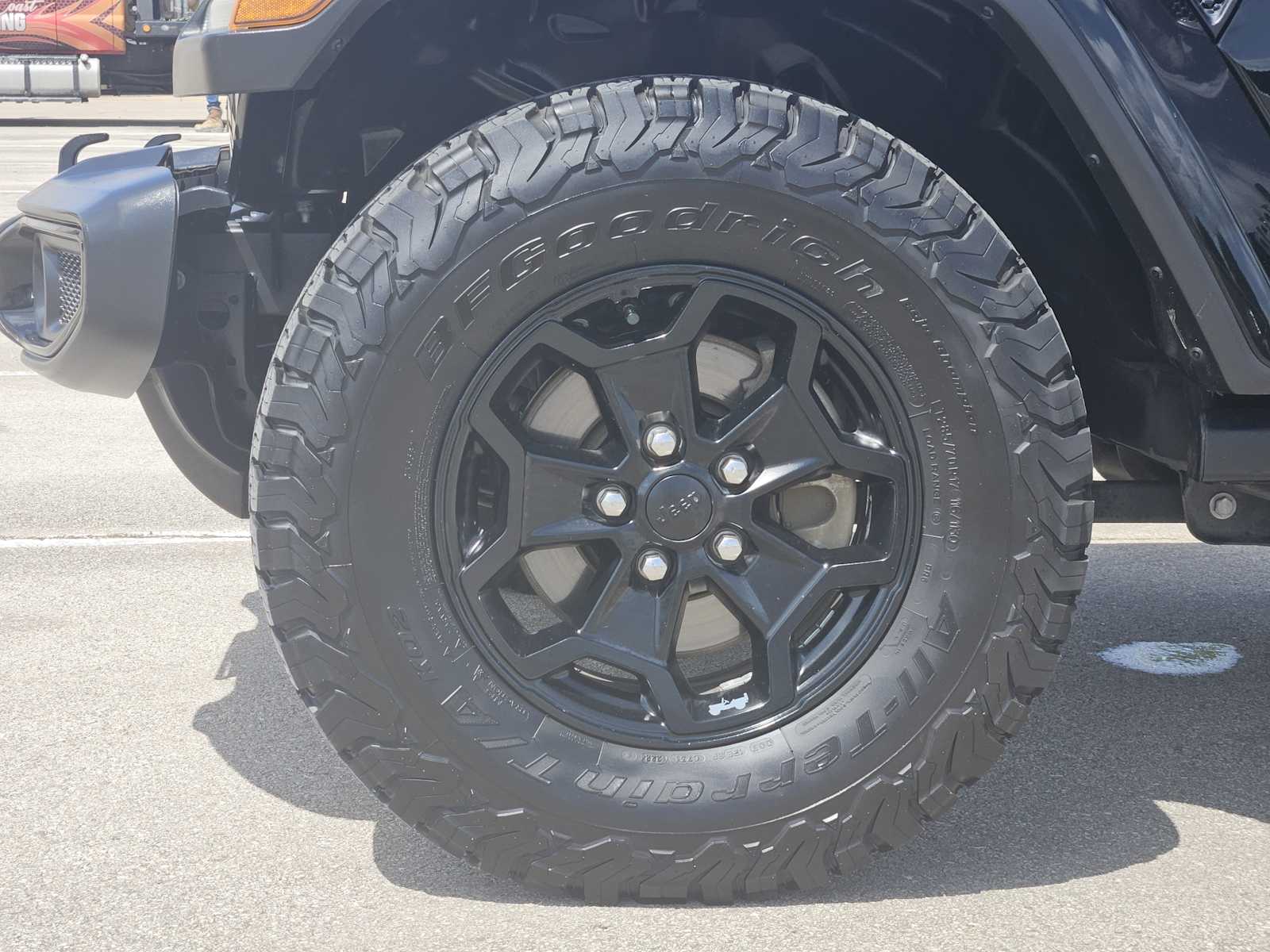 Thumbnail: 2021 Jeep Gladiator - 9