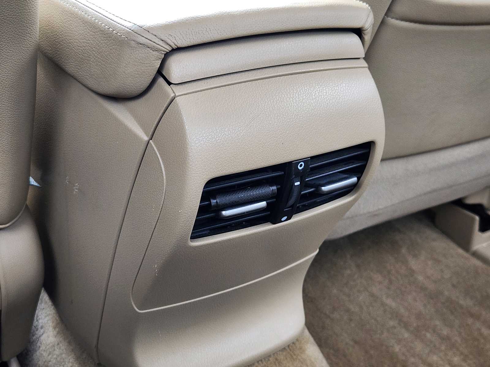 Thumbnail: 2010 Honda Accord - 29