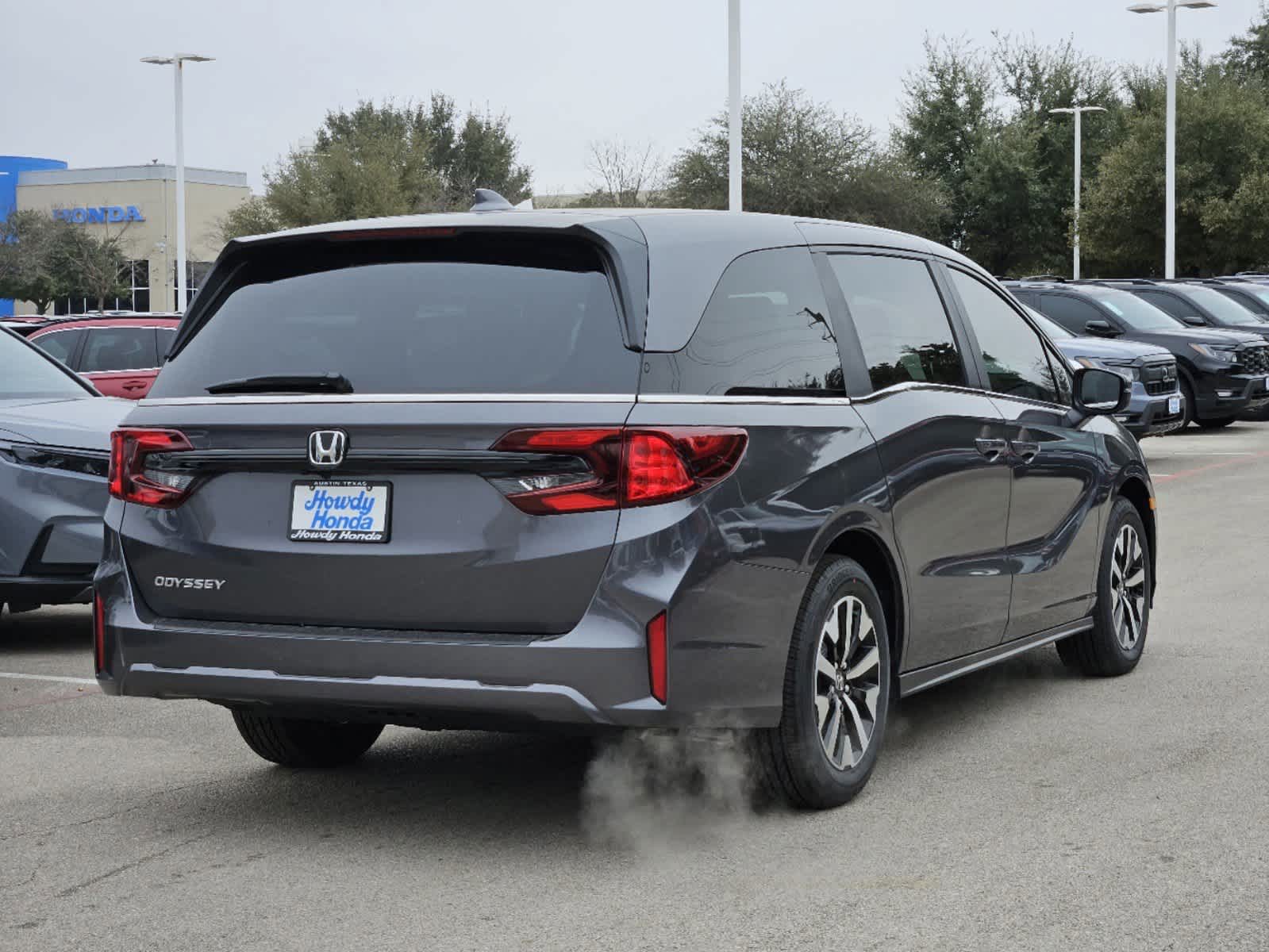 2025 Honda Odyssey EX-L 6