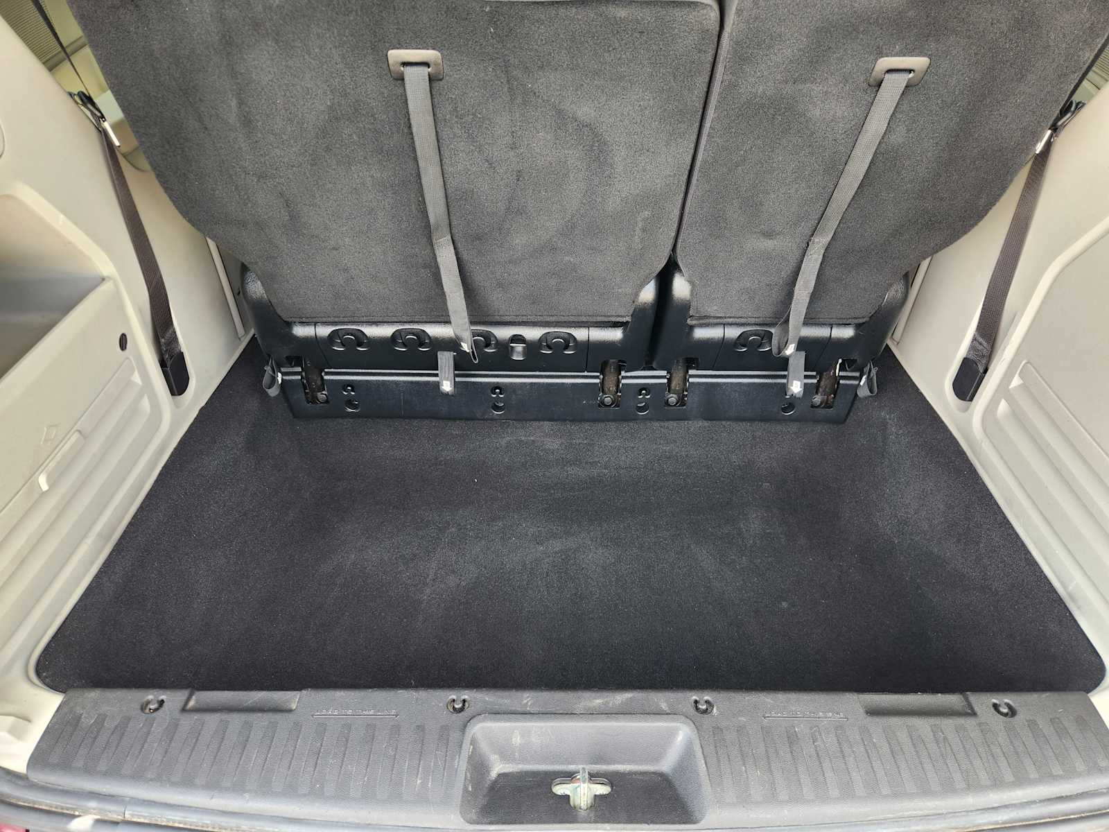 Thumbnail: 2019 Dodge Grand Caravan - 31