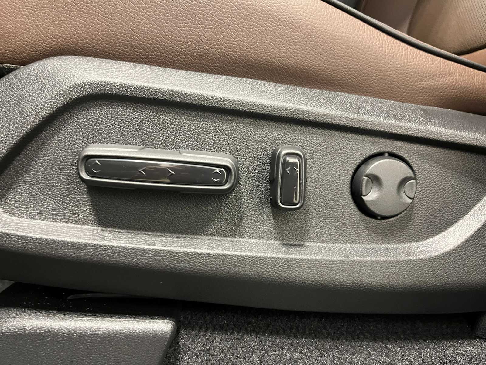 Thumbnail: 2026 Honda Pilot - 14