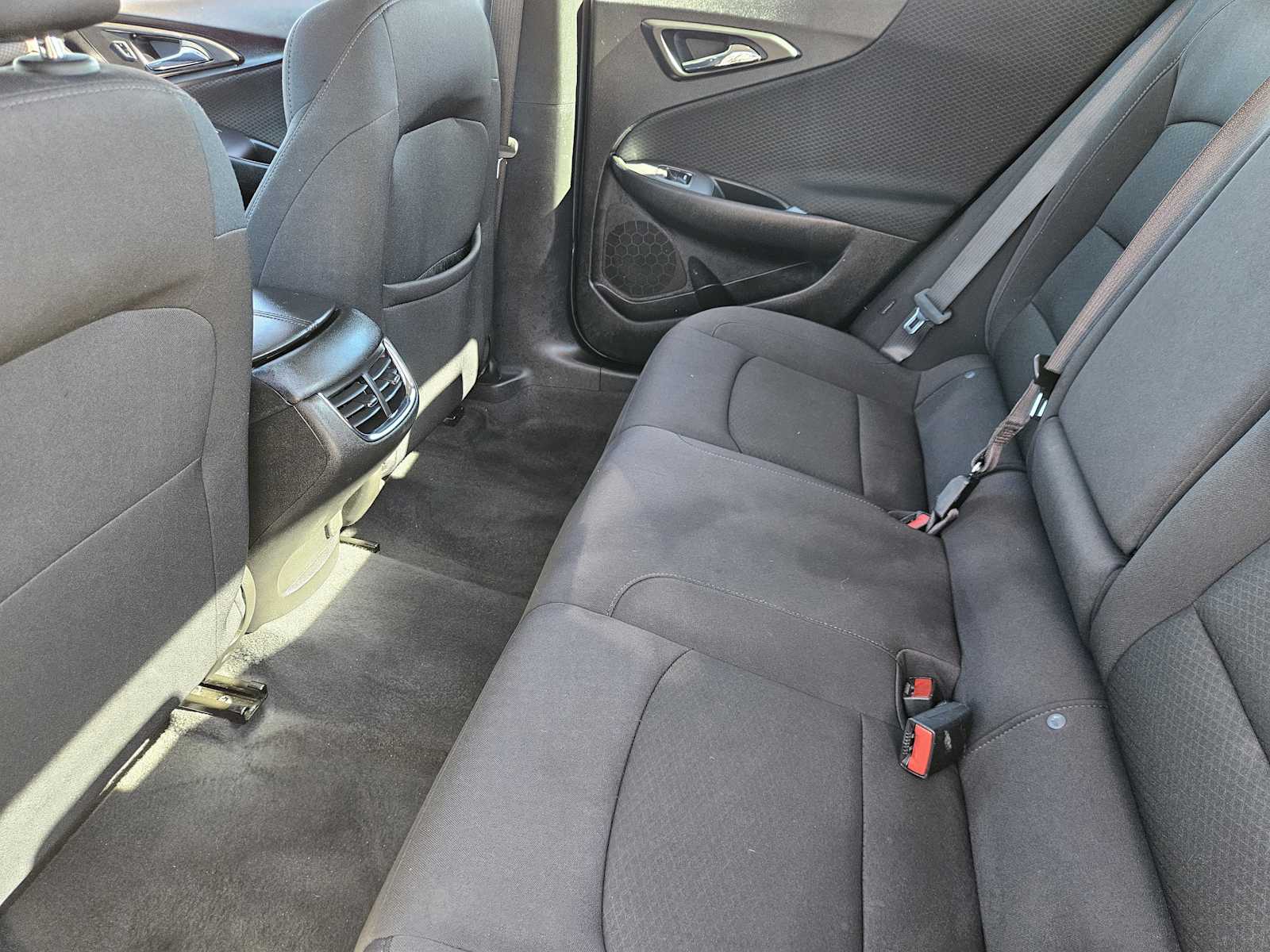 Thumbnail: 2023 Chevrolet Malibu - 27