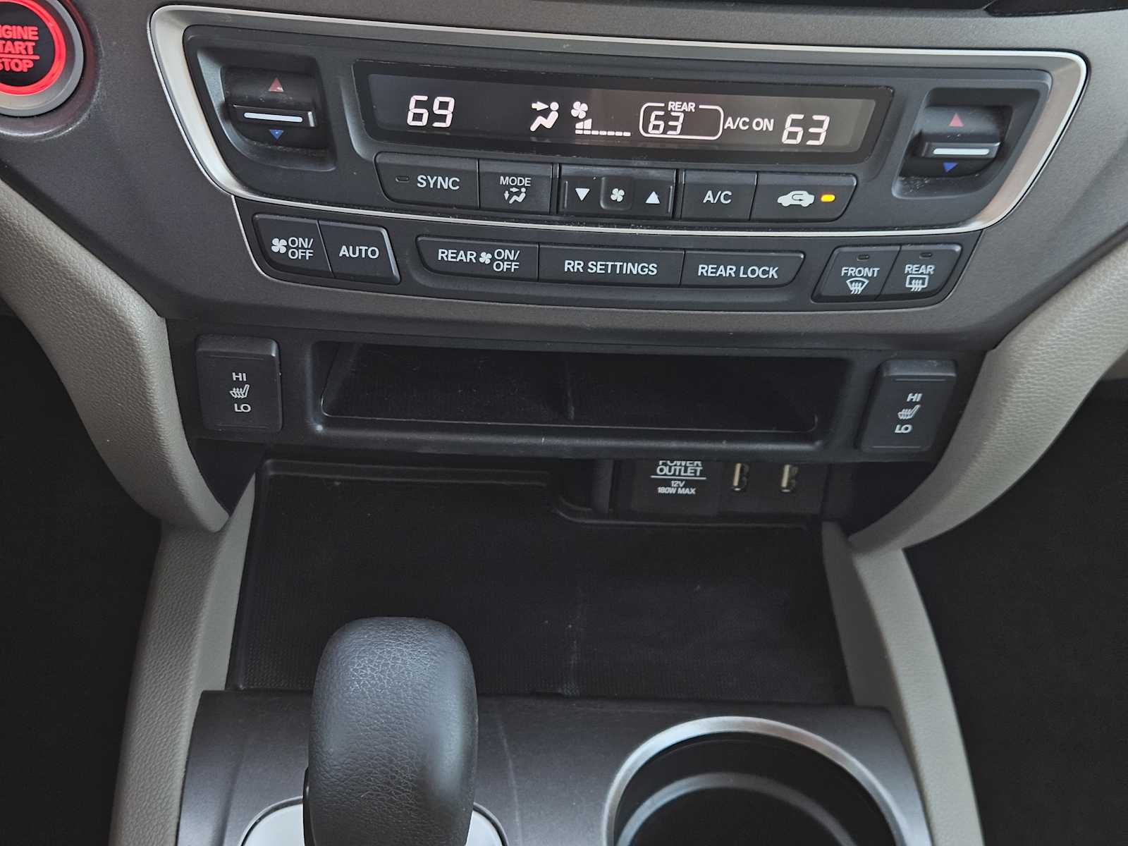 Thumbnail: 2016 Honda Pilot - 17