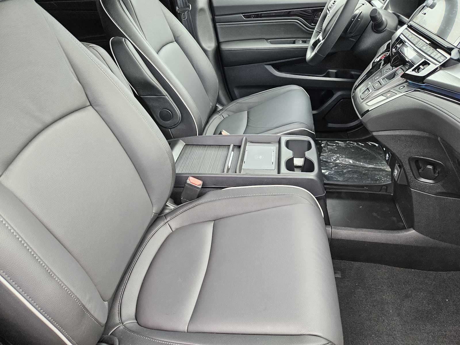 Thumbnail: 2026 Honda Odyssey - 12