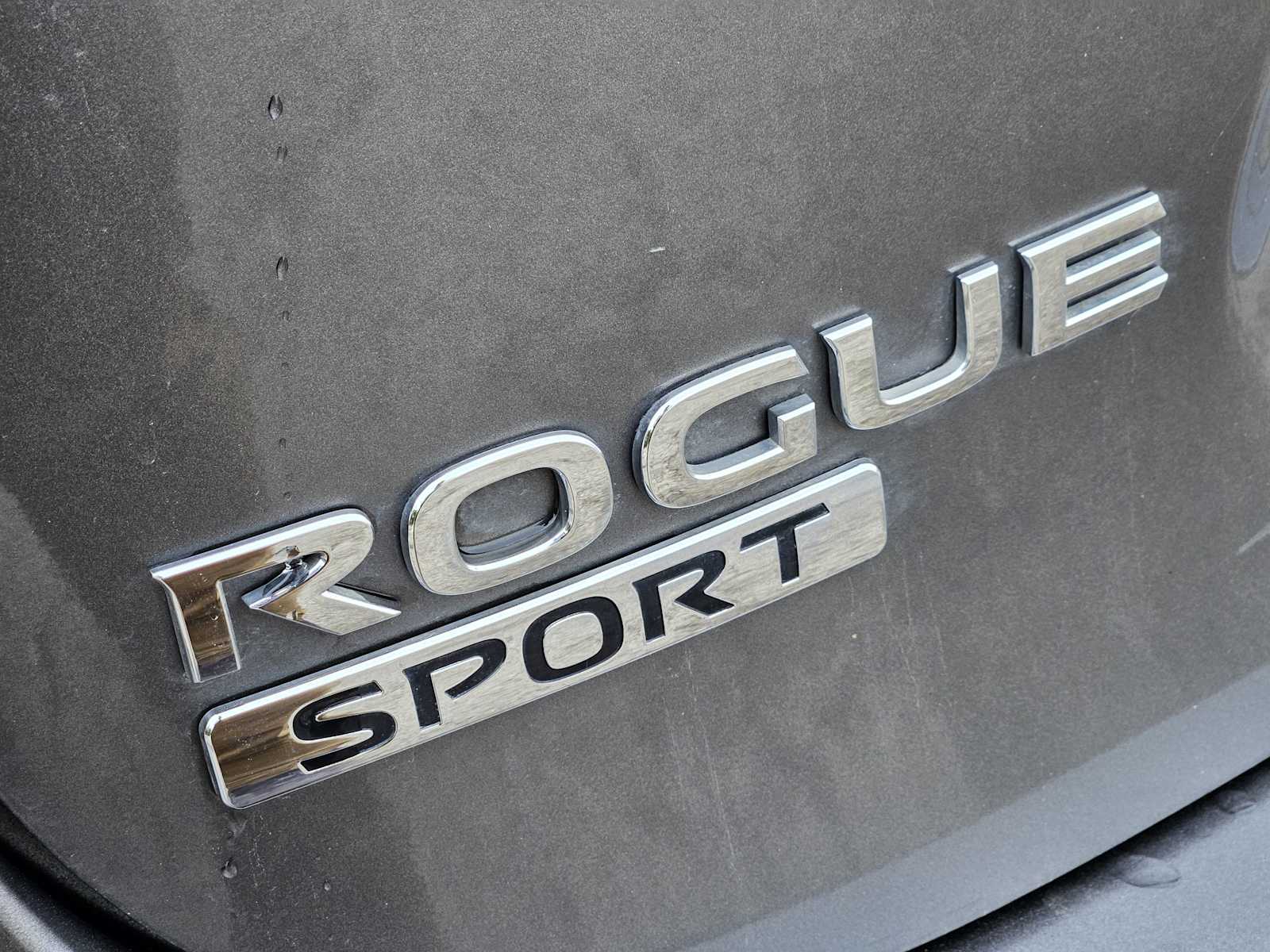 Thumbnail: 2018 Nissan Rogue Sport - 11