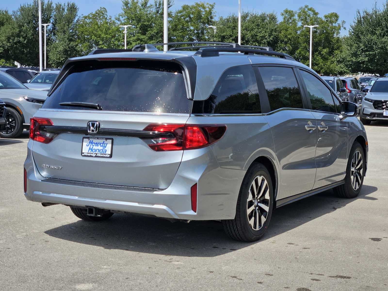 Thumbnail: 2025 Honda Odyssey - 4