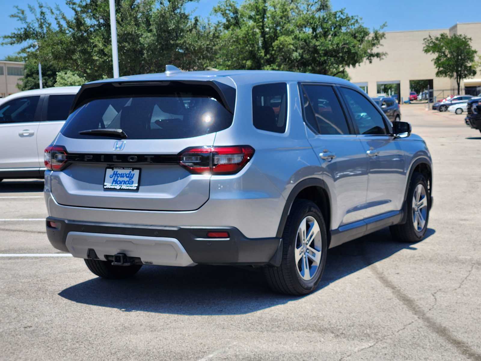 Thumbnail: 2023 Honda Pilot - 6