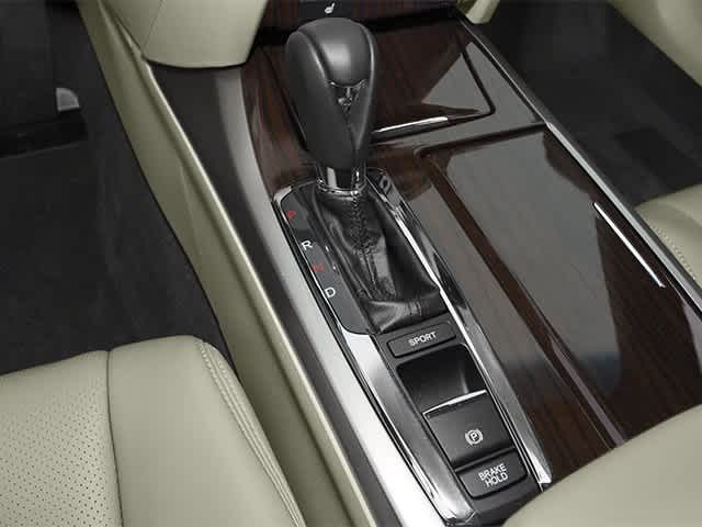 Thumbnail: 2014 Acura RLX - 10