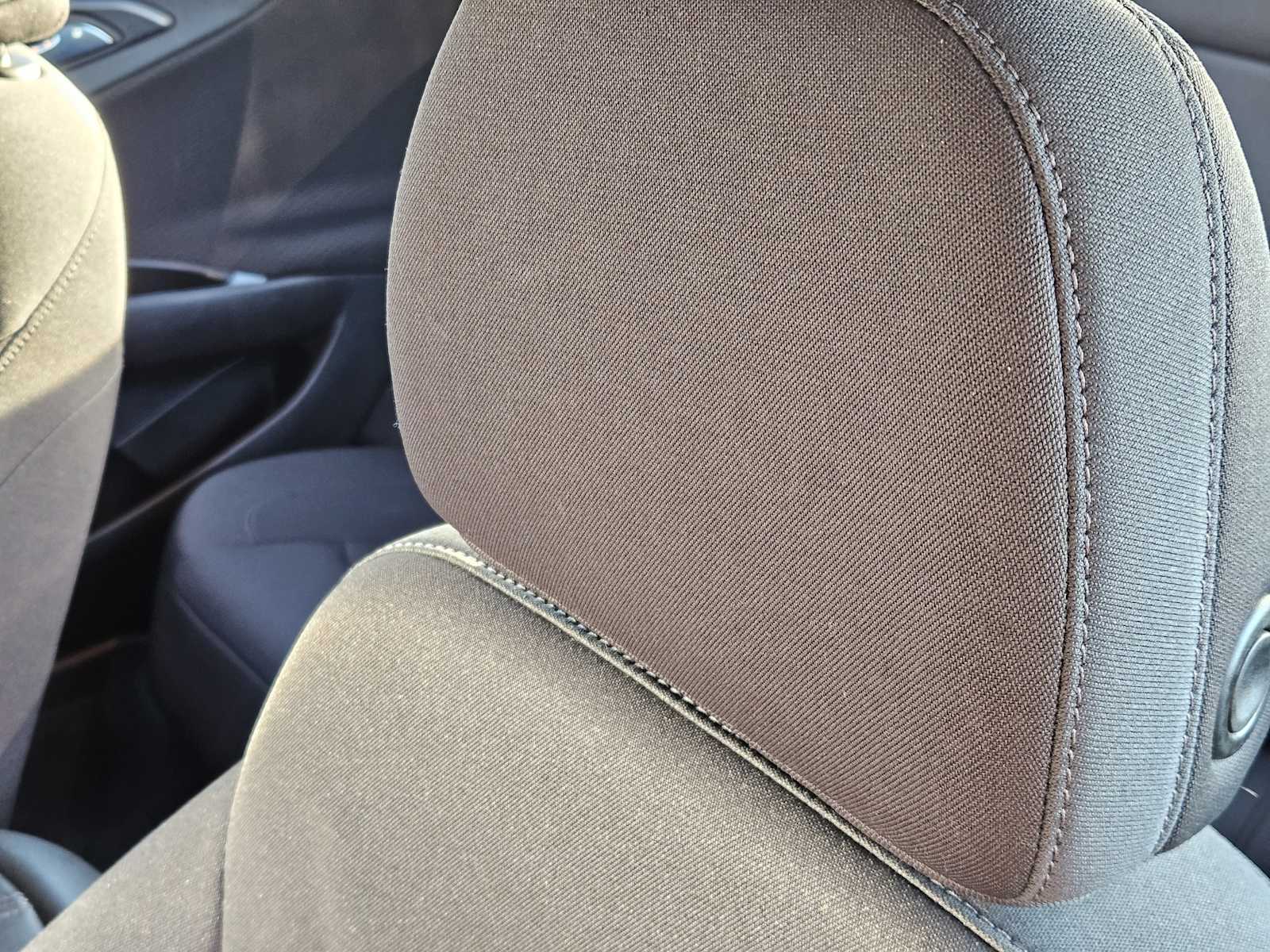 Thumbnail: 2023 Chevrolet Malibu - 15