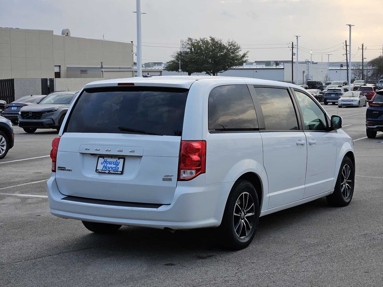 Thumbnail: 2018 Dodge Grand Caravan - 6