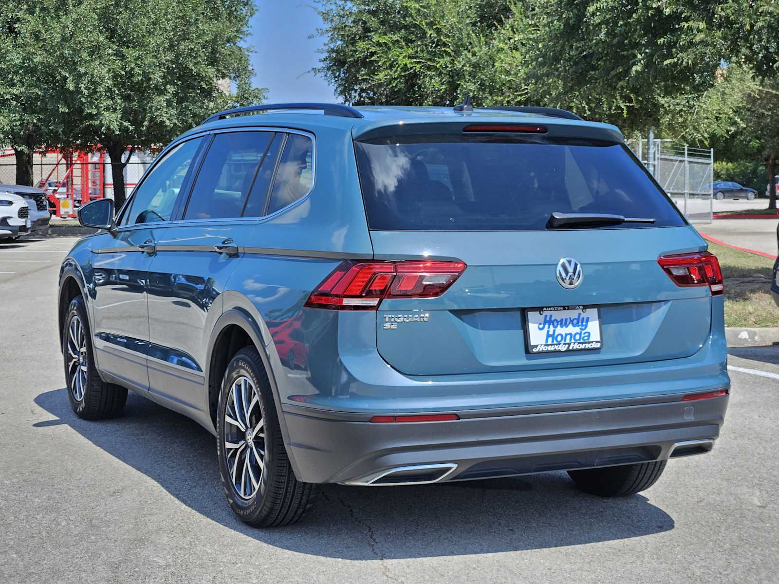 Thumbnail: 2019 Volkswagen Tiguan - 6