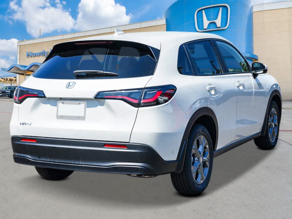 Thumbnail: 2027 Honda HR-V - 4