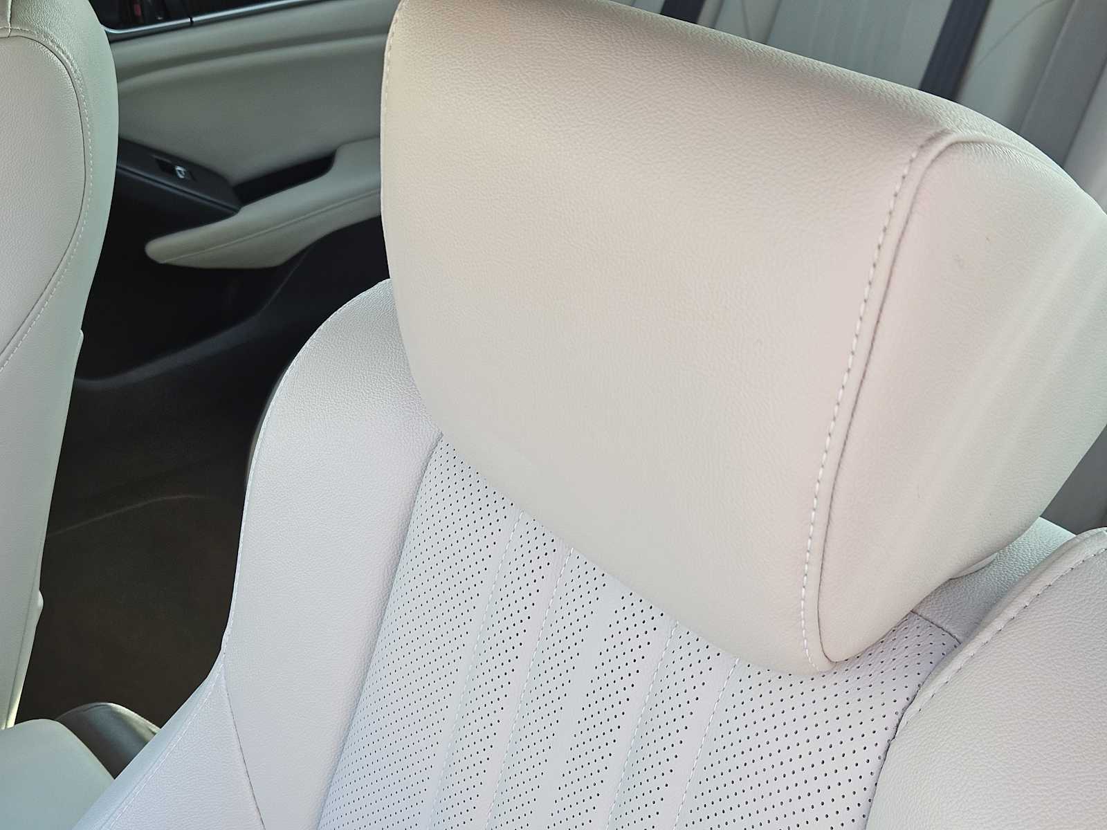 Thumbnail: 2019 Honda Accord - 14