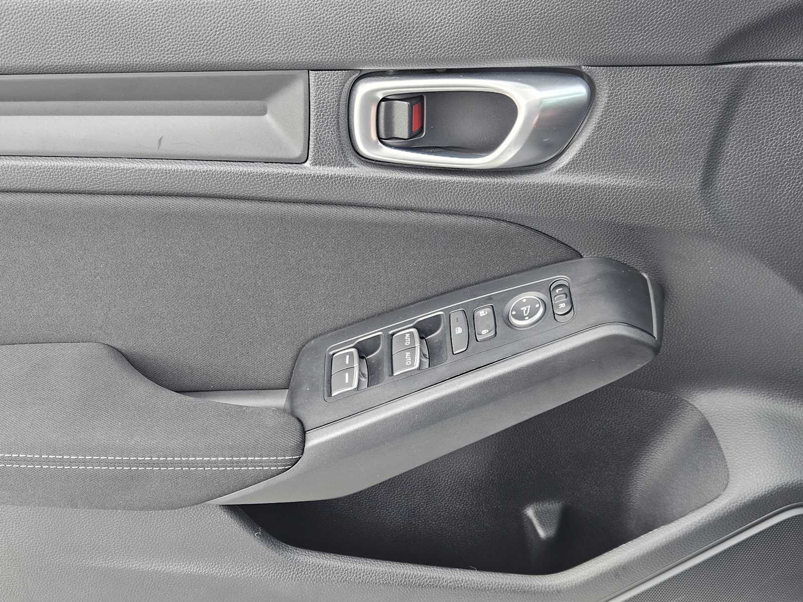 Thumbnail: 2023 Honda Civic - 21