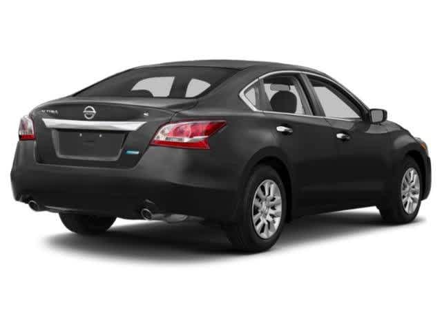 Thumbnail: 2015 Nissan Altima - 5
