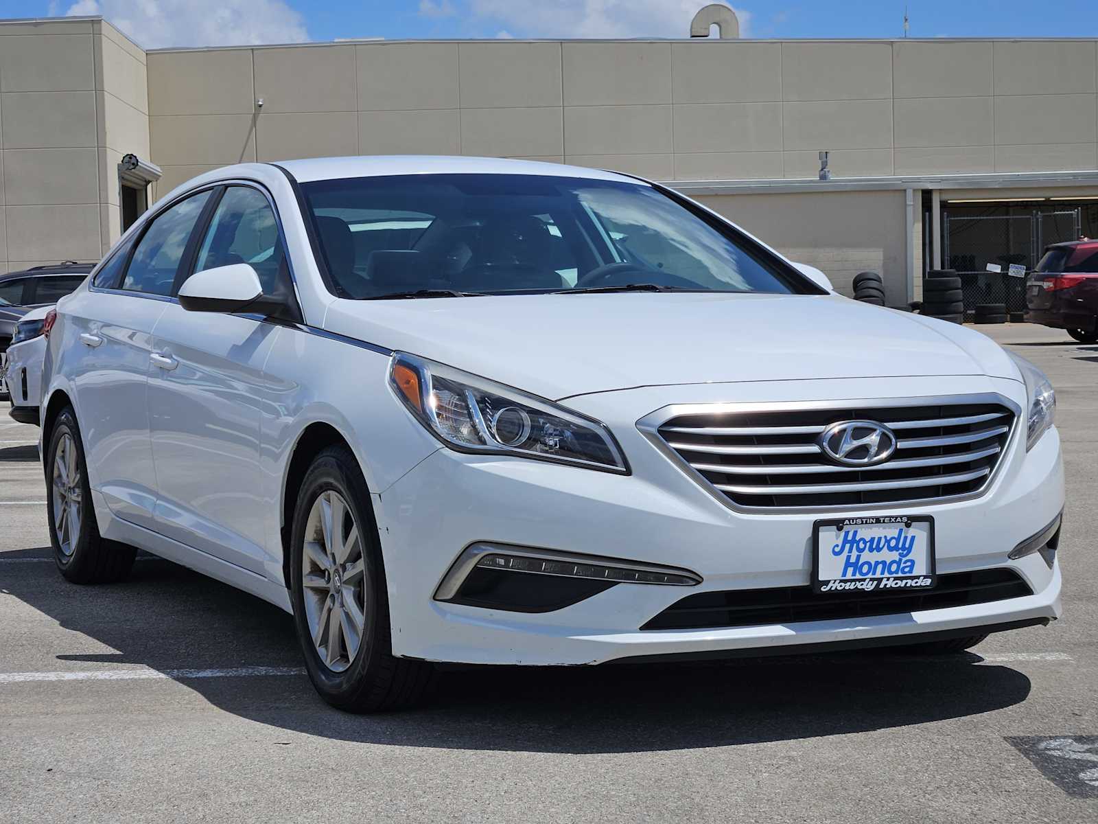 Thumbnail: 2015 Hyundai Sonata - 3