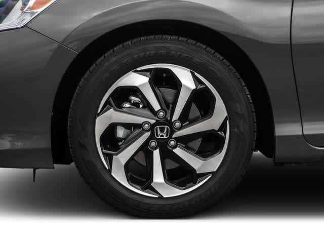 Thumbnail: 2016 Honda Accord - 10