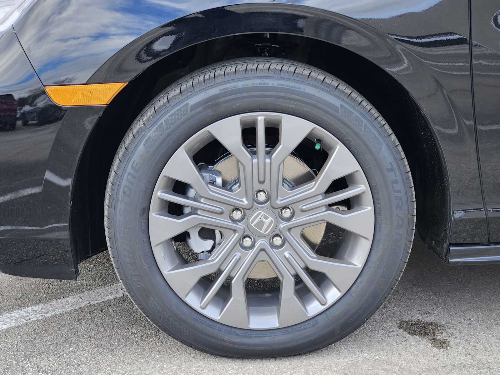 Thumbnail: 2026 Honda Odyssey - 8