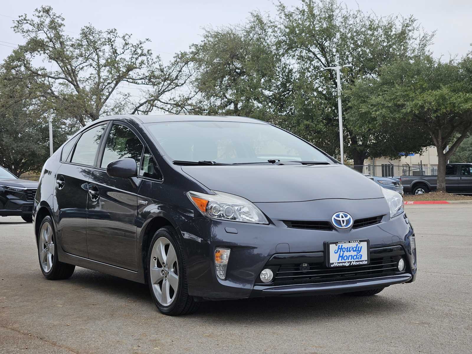 Thumbnail: 2014 Toyota Prius - 3
