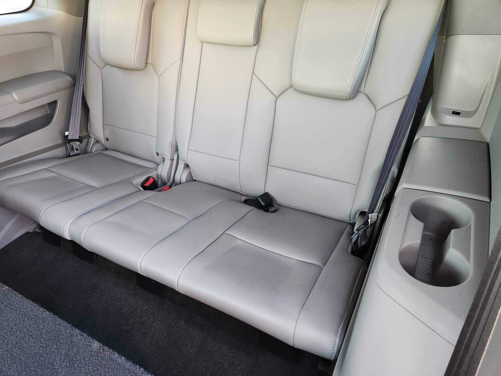 Thumbnail: 2014 Honda Pilot - 32