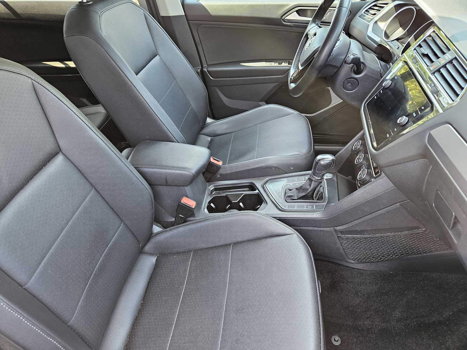 Thumbnail: 2019 Volkswagen Tiguan - 14