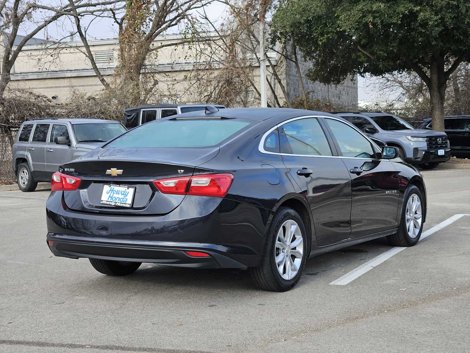 Thumbnail: 2023 Chevrolet Malibu - 6