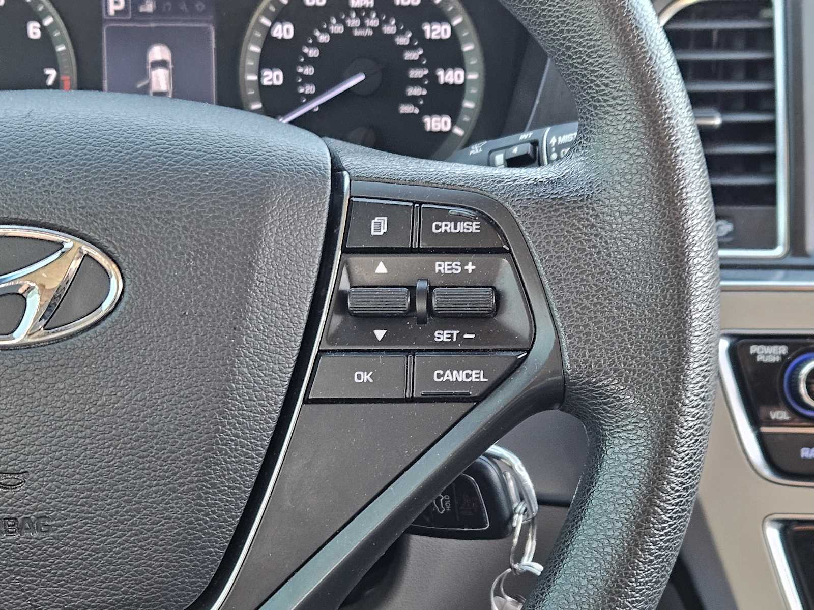 Thumbnail: 2016 Hyundai Sonata - 26