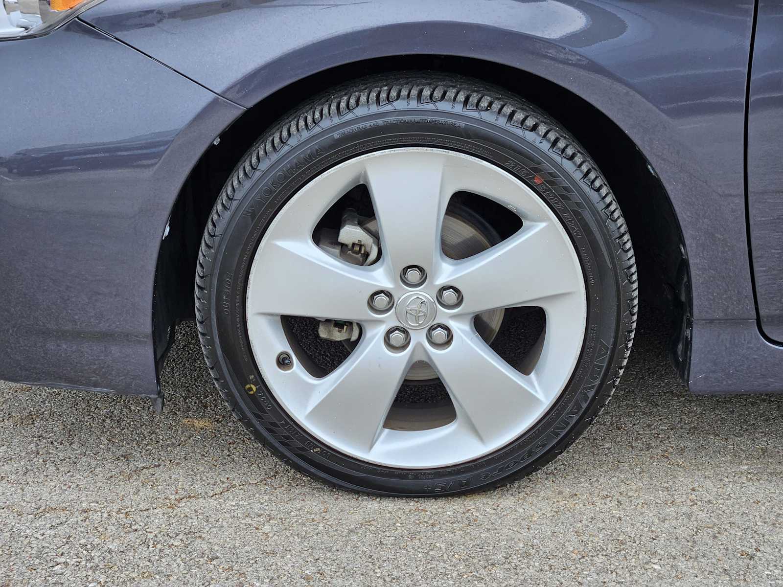 Thumbnail: 2014 Toyota Prius - 9