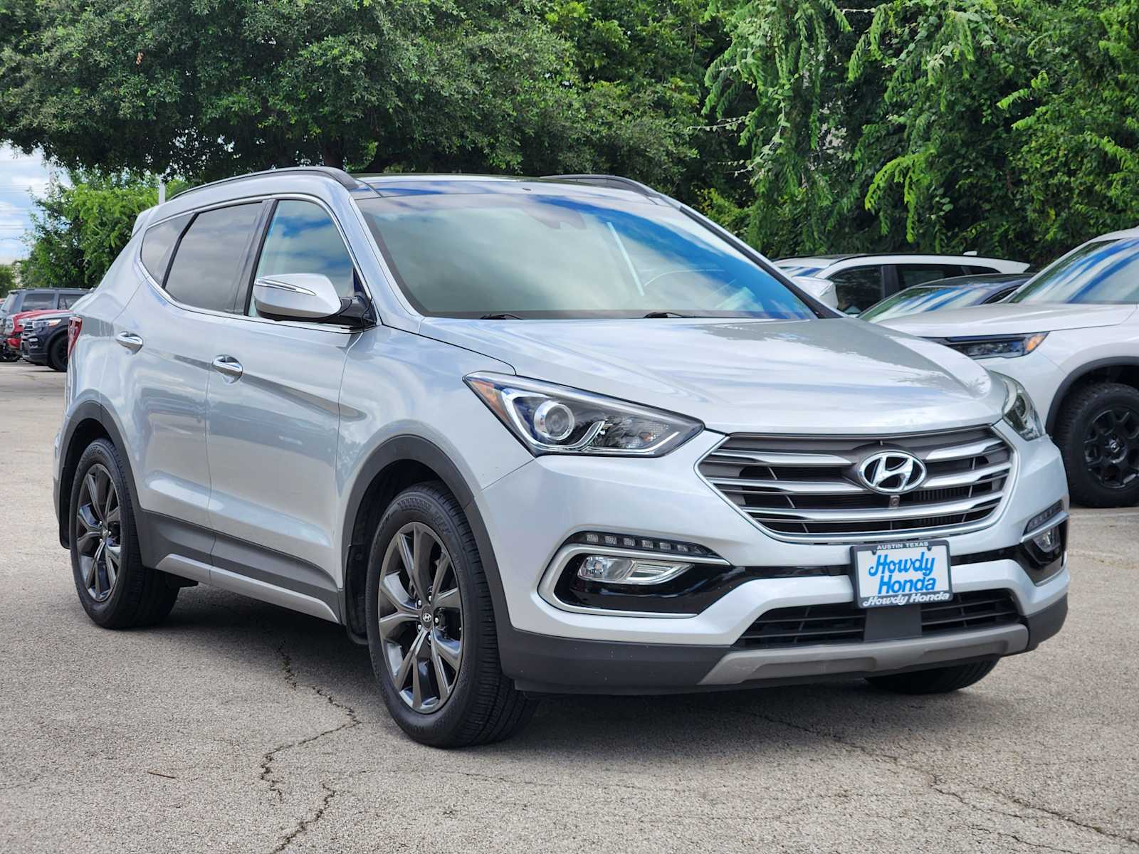 Thumbnail: 2018 Hyundai Santa Fe - 3