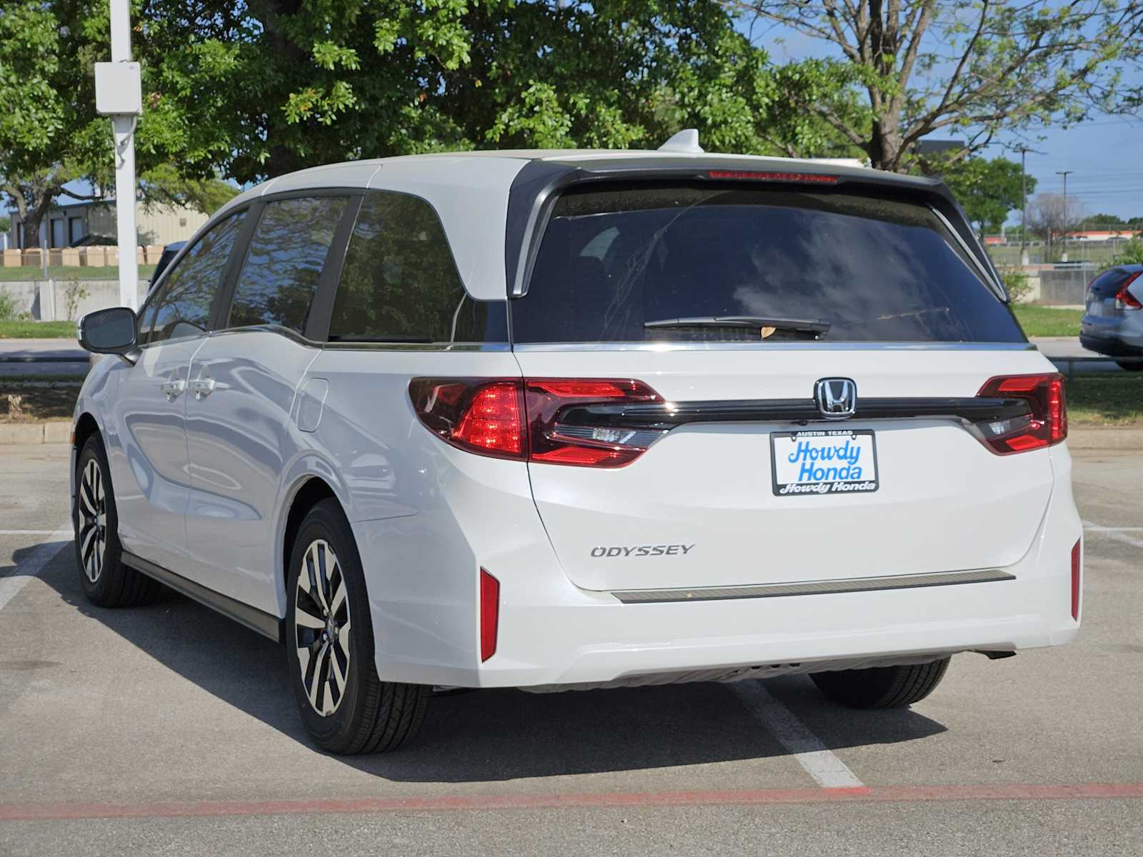 Thumbnail: 2026 Honda Odyssey - 6