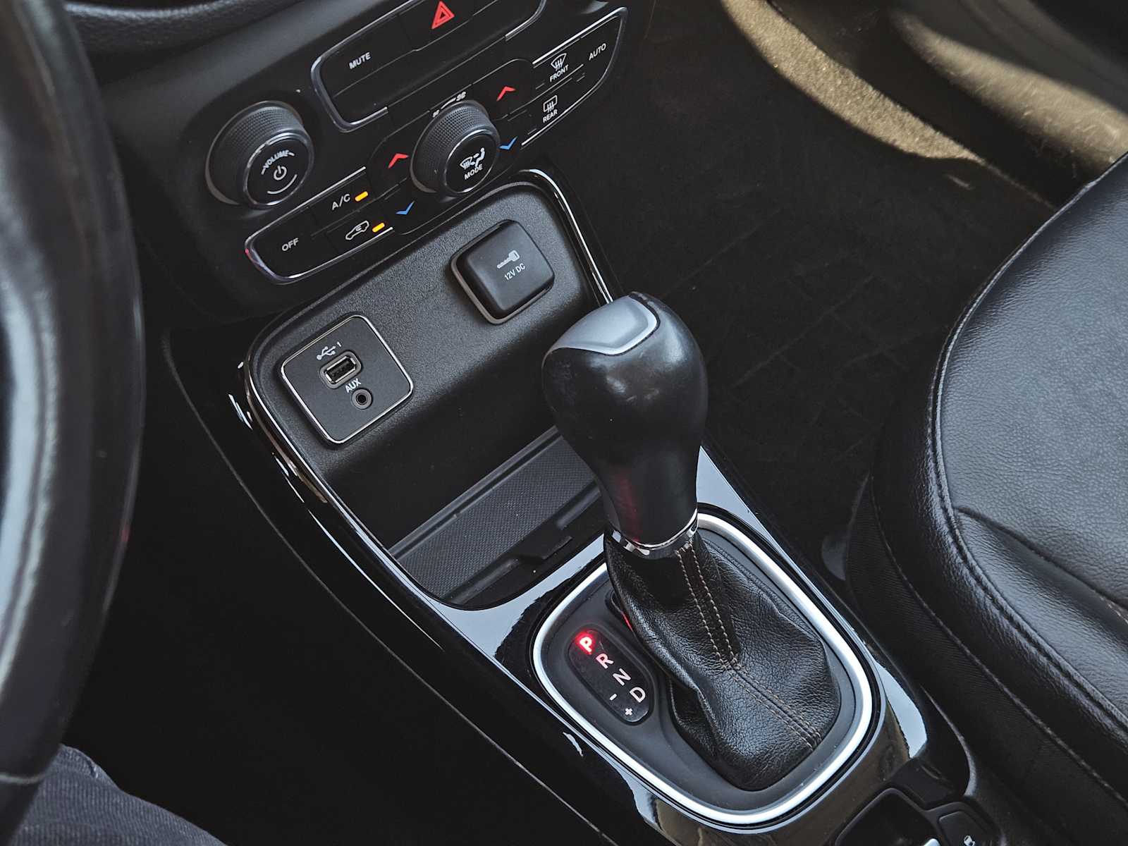 Thumbnail: 2020 Jeep Compass - 20