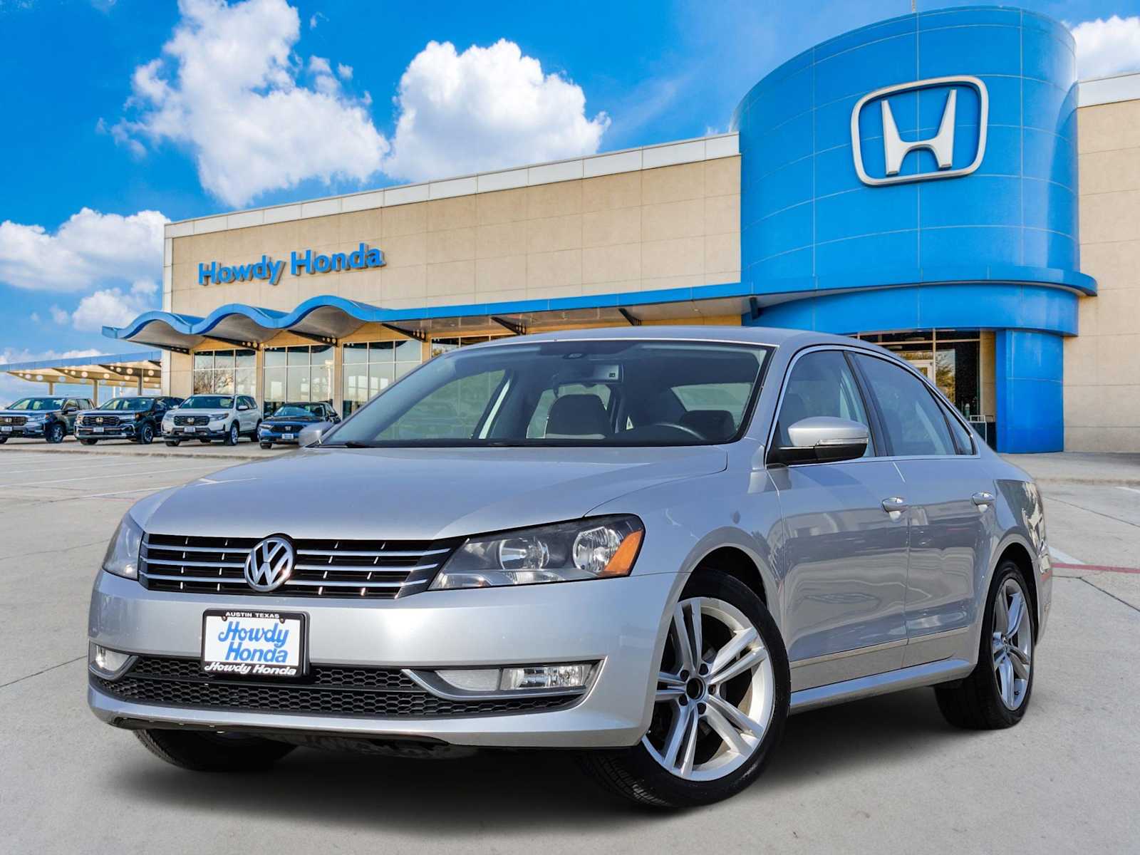 2013 Volkswagen Passat SEL -
                  Austin, TX