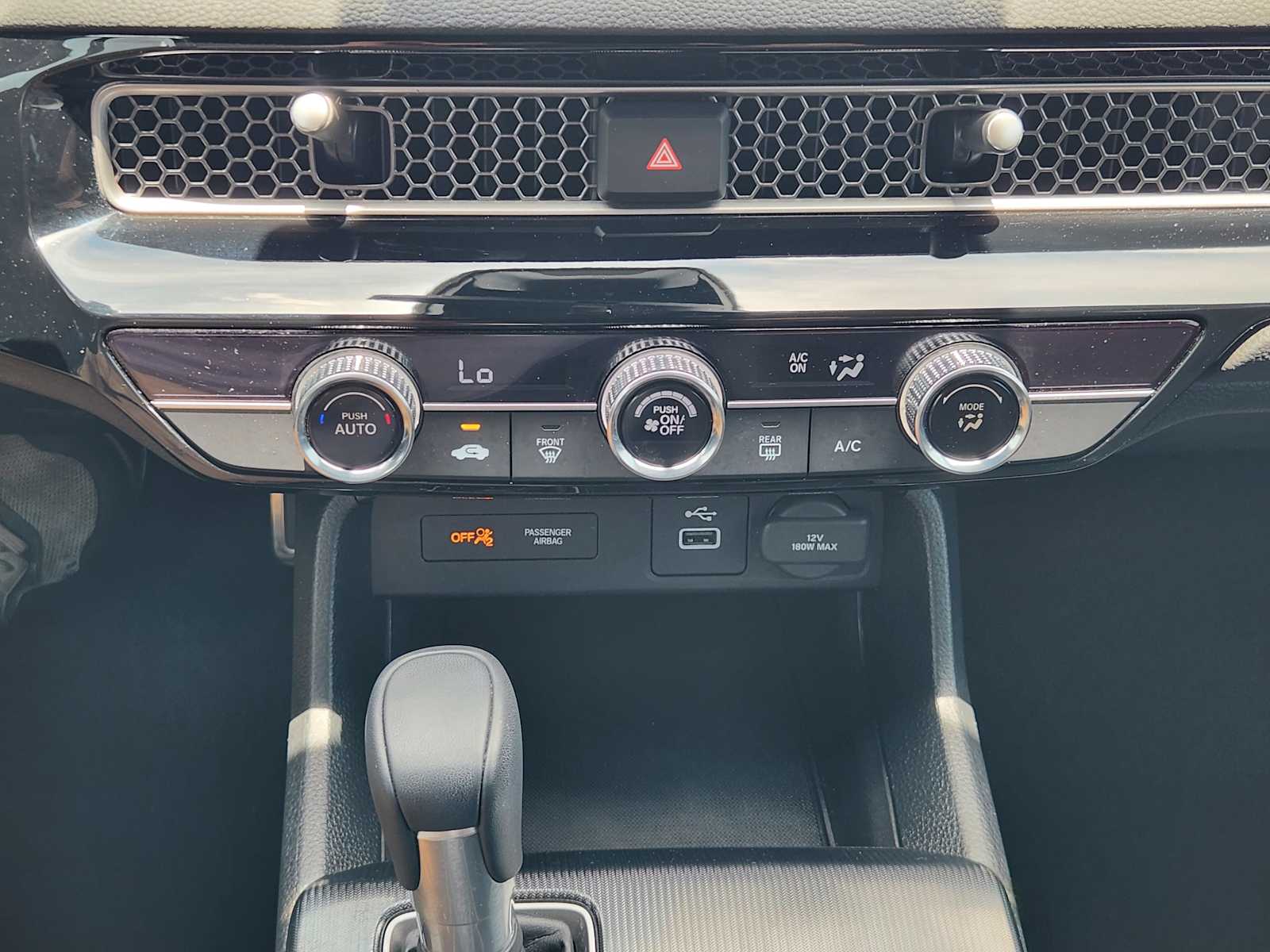 Thumbnail: 2024 Honda Civic - 18