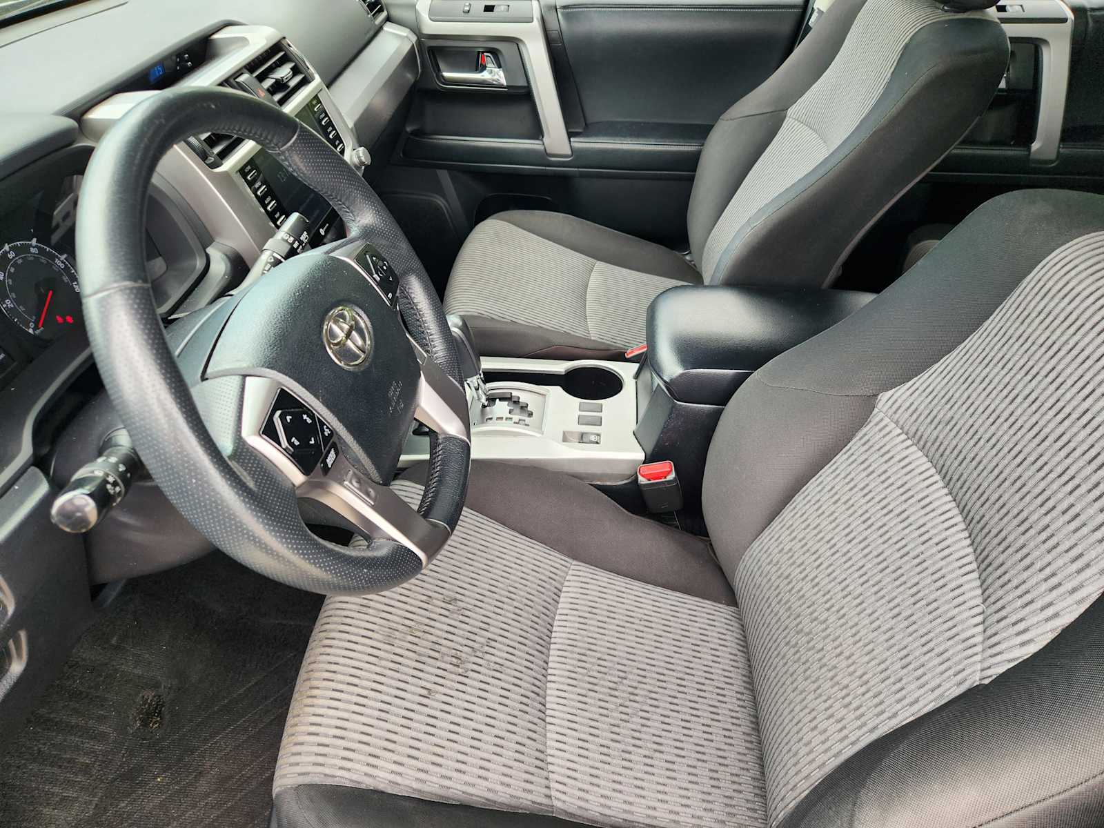 Thumbnail: 2021 Toyota 4Runner - 12
